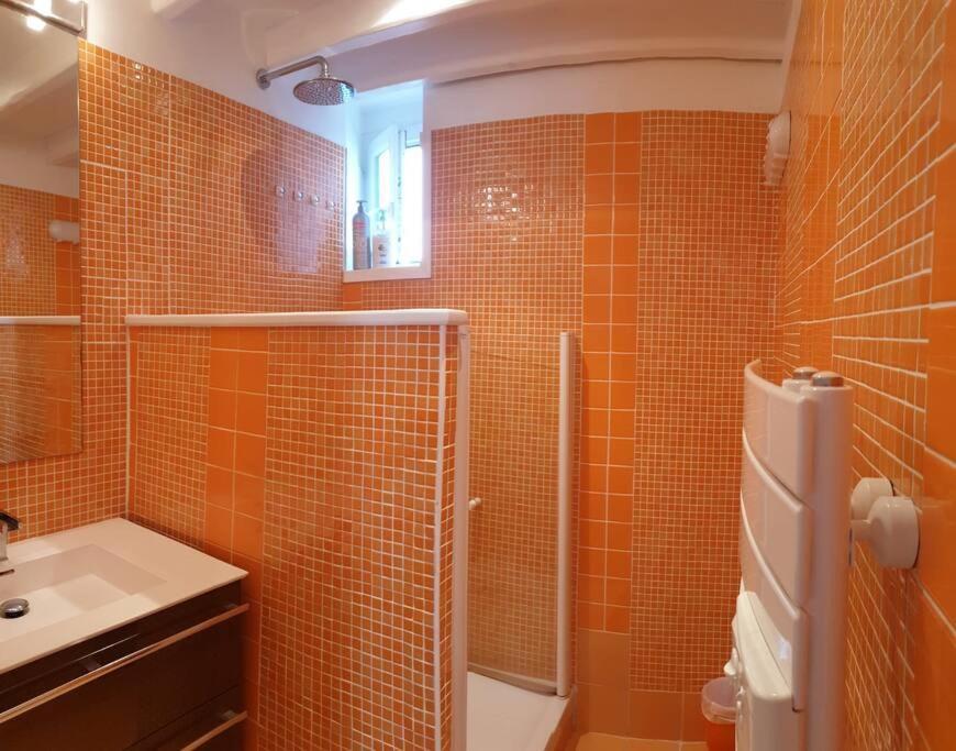Loft Au Centre Ville, Calme, 200M De La Plage Сен Жан дьо Луз Екстериор снимка