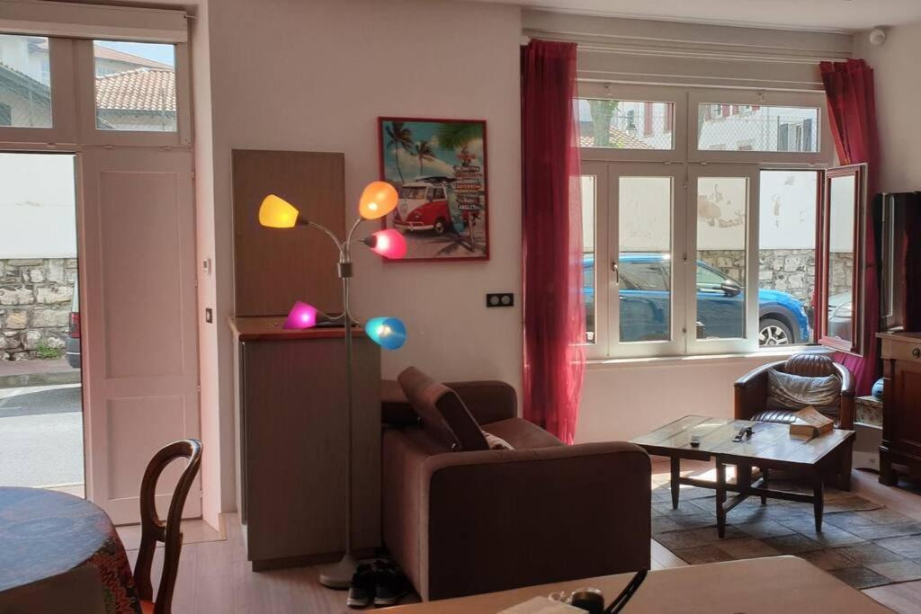 Loft Au Centre Ville, Calme, 200M De La Plage Сен Жан дьо Луз Екстериор снимка